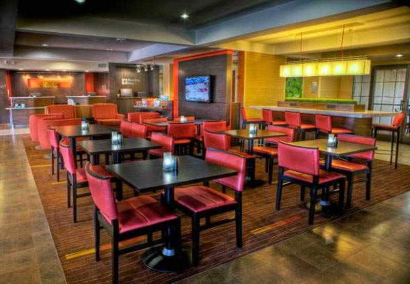 Hotel Courtyard Memphis East/Bill Morris Parkway Restaurant foto